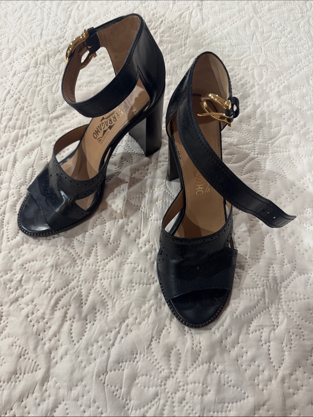 Salvatore Ferragamo sandals 10 black